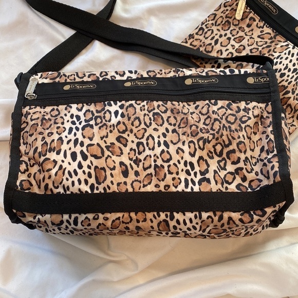 LeSportsac Ombré Cheetah Deluxe Shoulder Satchel - Picture 6 of 13